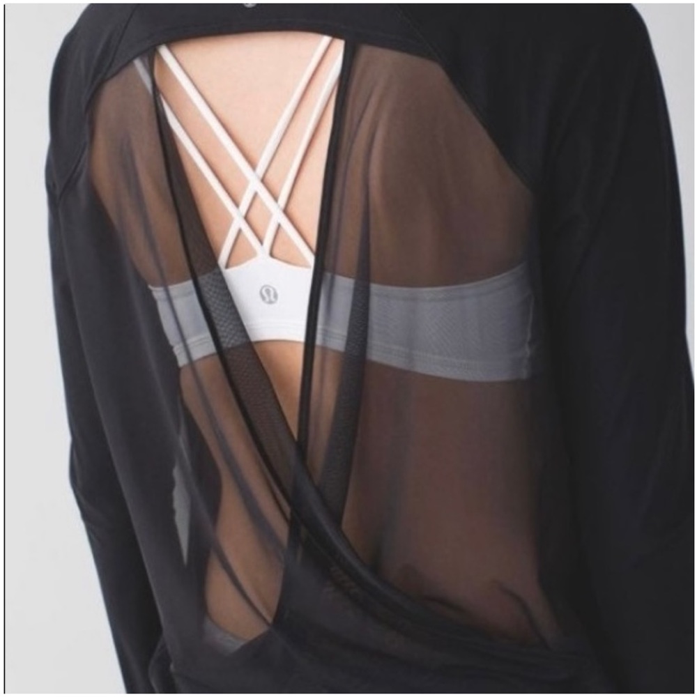 LULULEMON long sleeve mesh open back top size 6/8 black
